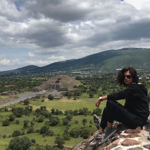 Meet your Posher, Crystal